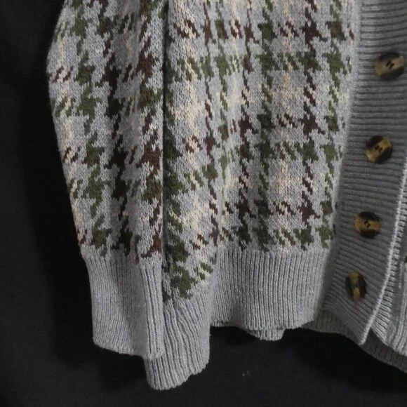 Heavy Wool Blend Houndstooth Button-Up Cardigan | xl - extra large | V-Neck - Picture 6 of 15